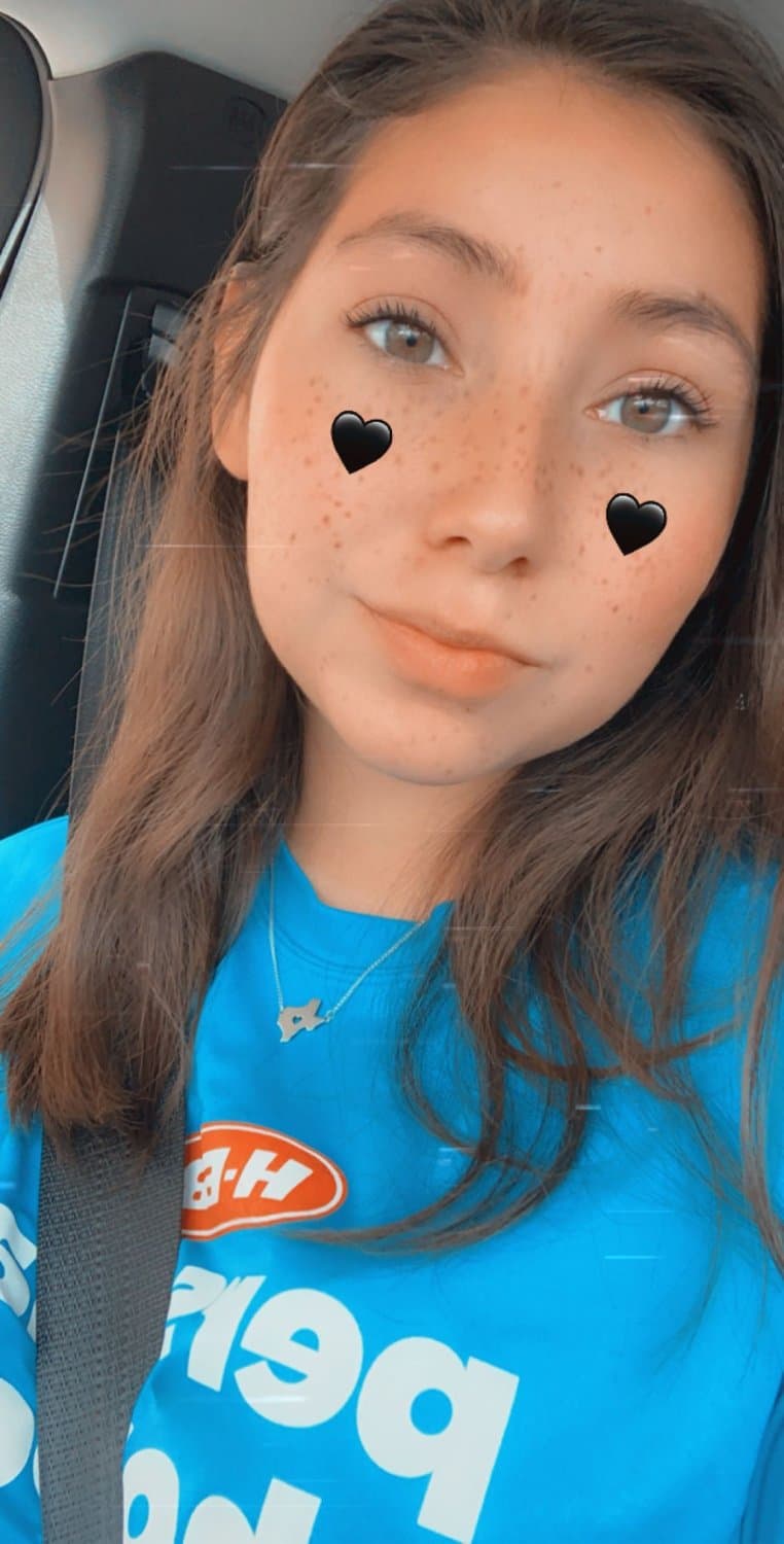 Texas cheating Mother/Wife Claudia E caught fucking a trucker for money after the bar