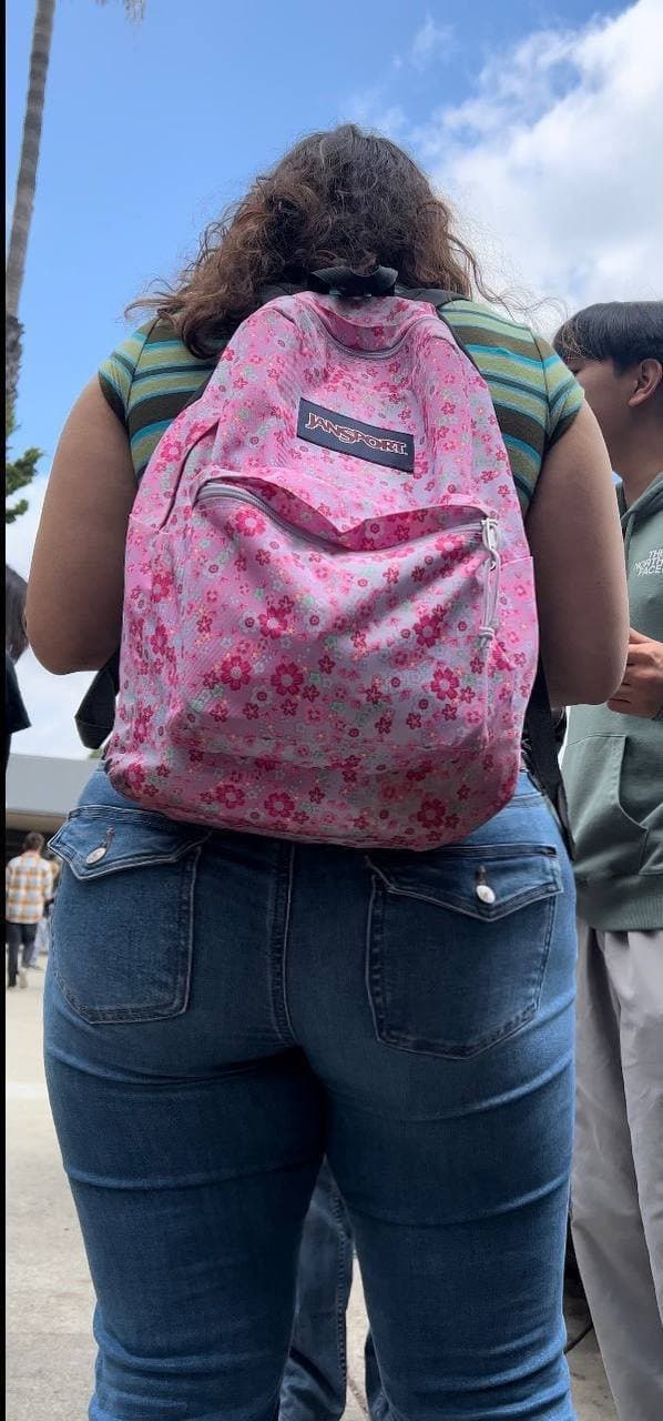 Barely legal teen whore : Elena