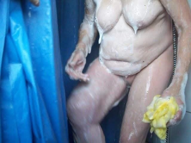 ich unter der dusche