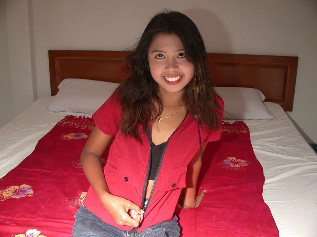 Kei Thai Slut Hotel Worker