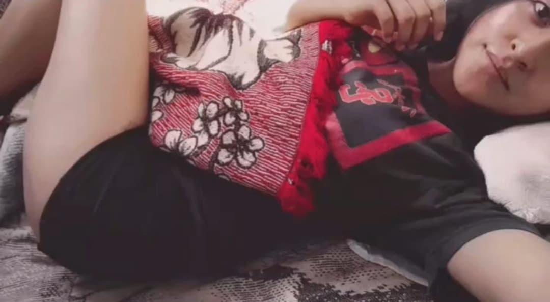 La puta Lily mi amiga ex amiga con derechos ??