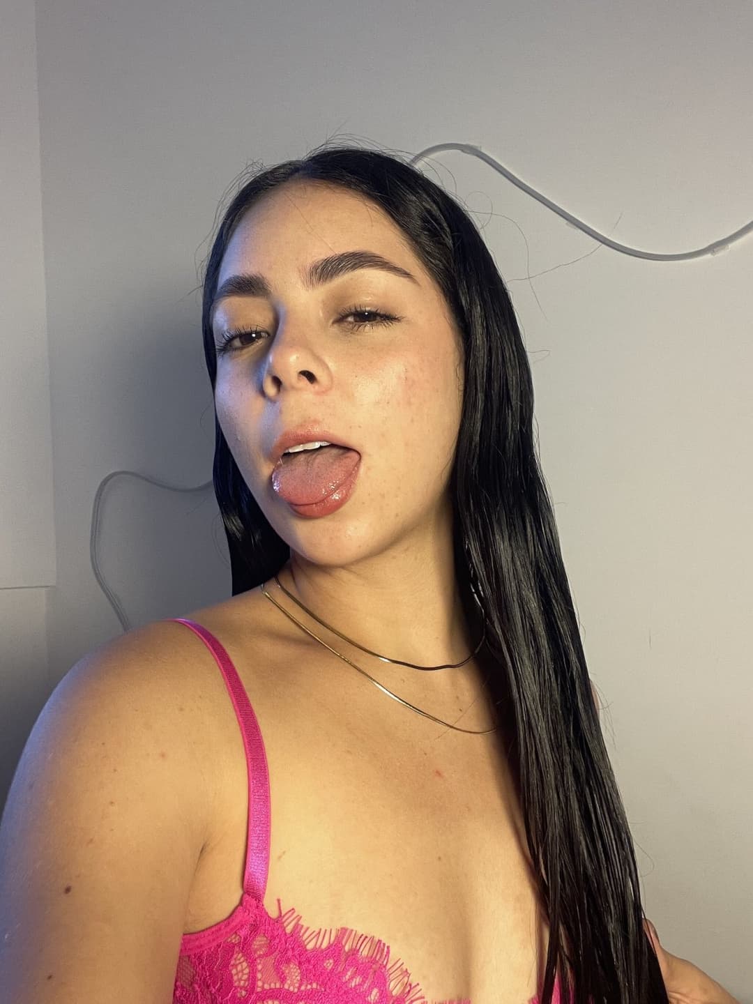 Click to view full size Horny Latina babe ahegao face wet pussy