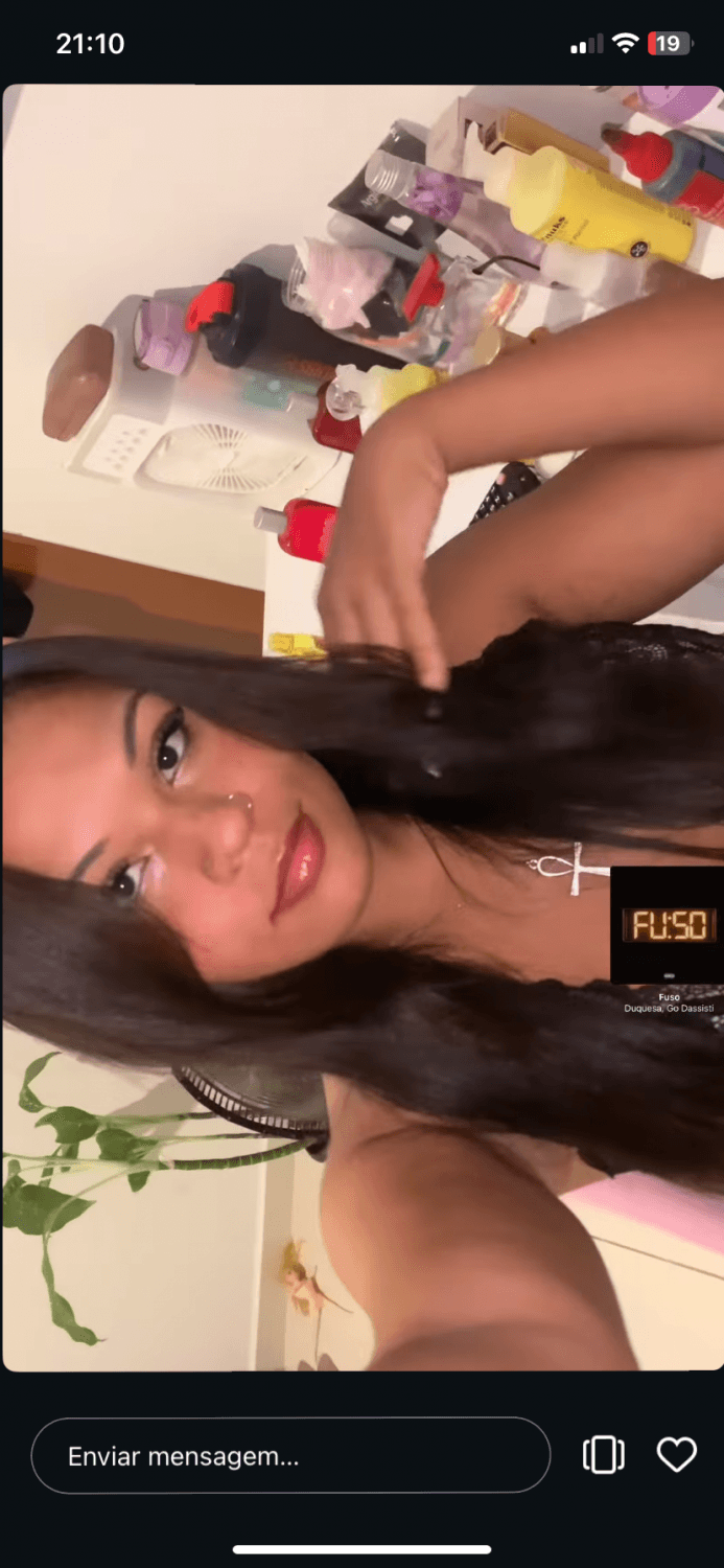 Descobriu que foi corna e me ligou pra se vingar kkkkkk