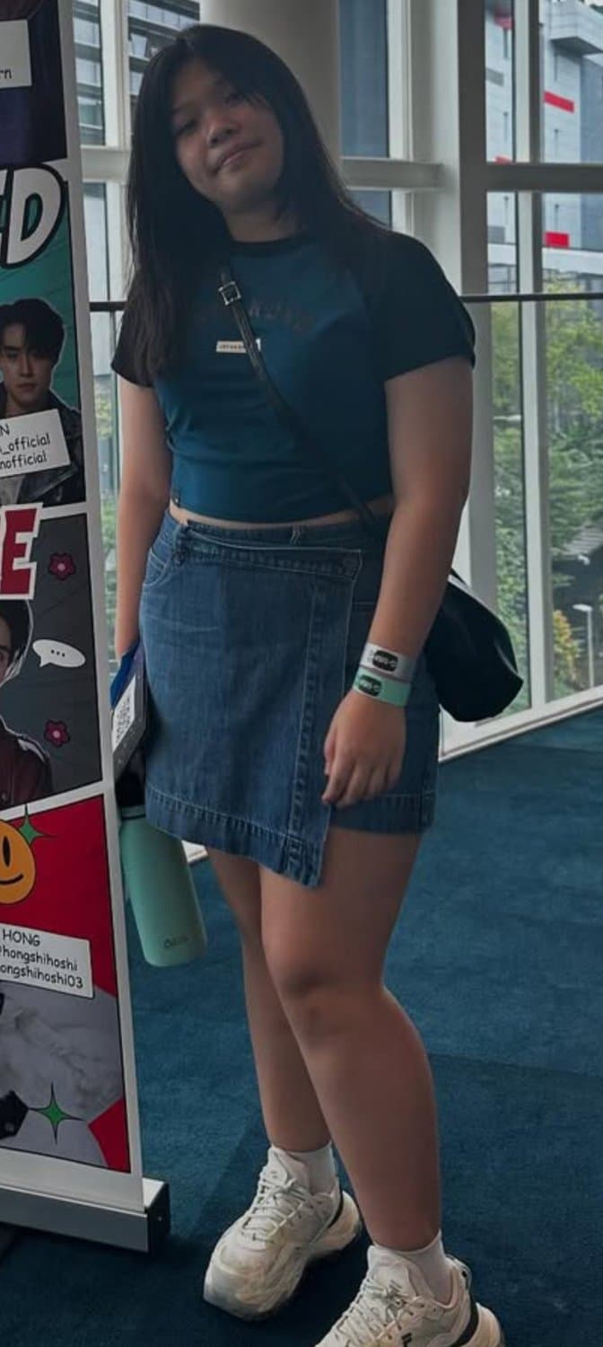 Suki upskirt pictures to pervert on to her body ??️??