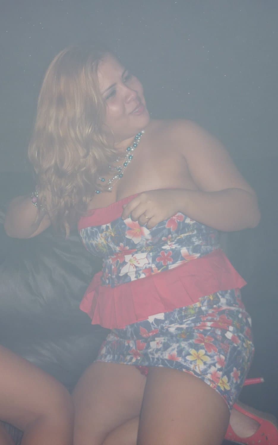 Helena cabeleireira do Paraná teve suas fotos e vídeos antigos vazados de quando era puta em Manaus