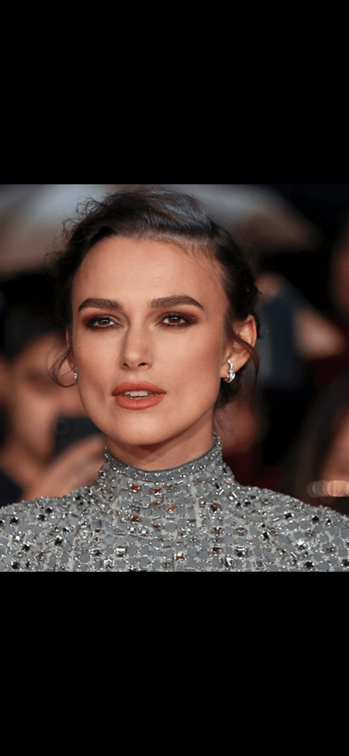 Keira Knightley is a perfect cum target at any age (from 18 to 40)