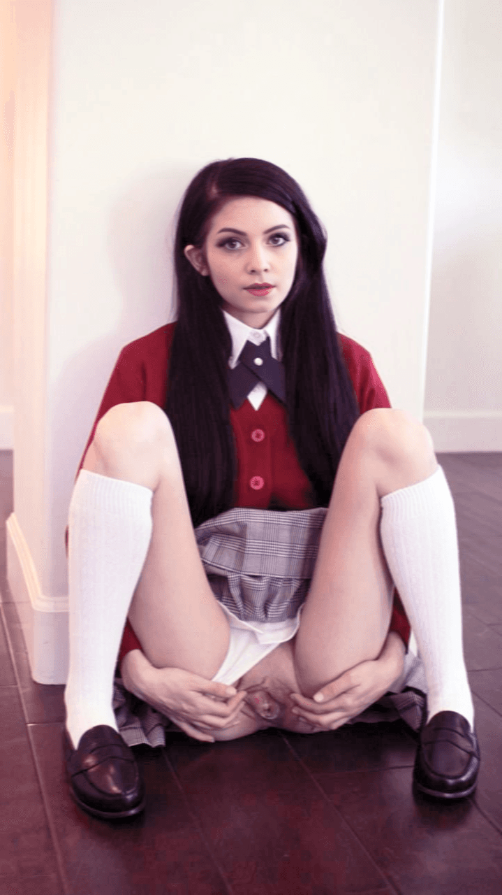 Dirty English slut Zoe