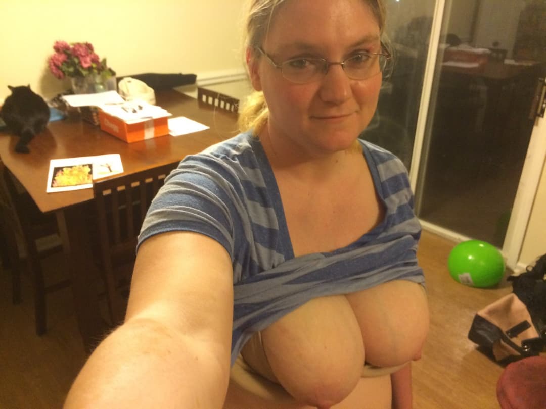 Janna Foglia Sexy Milf