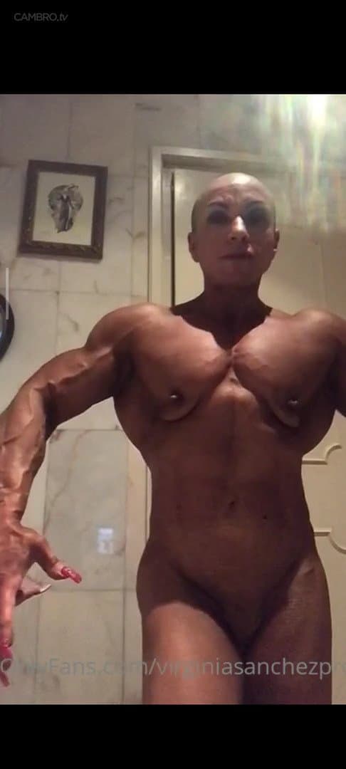 Shocking muscular nudes of Mrs Sanchez