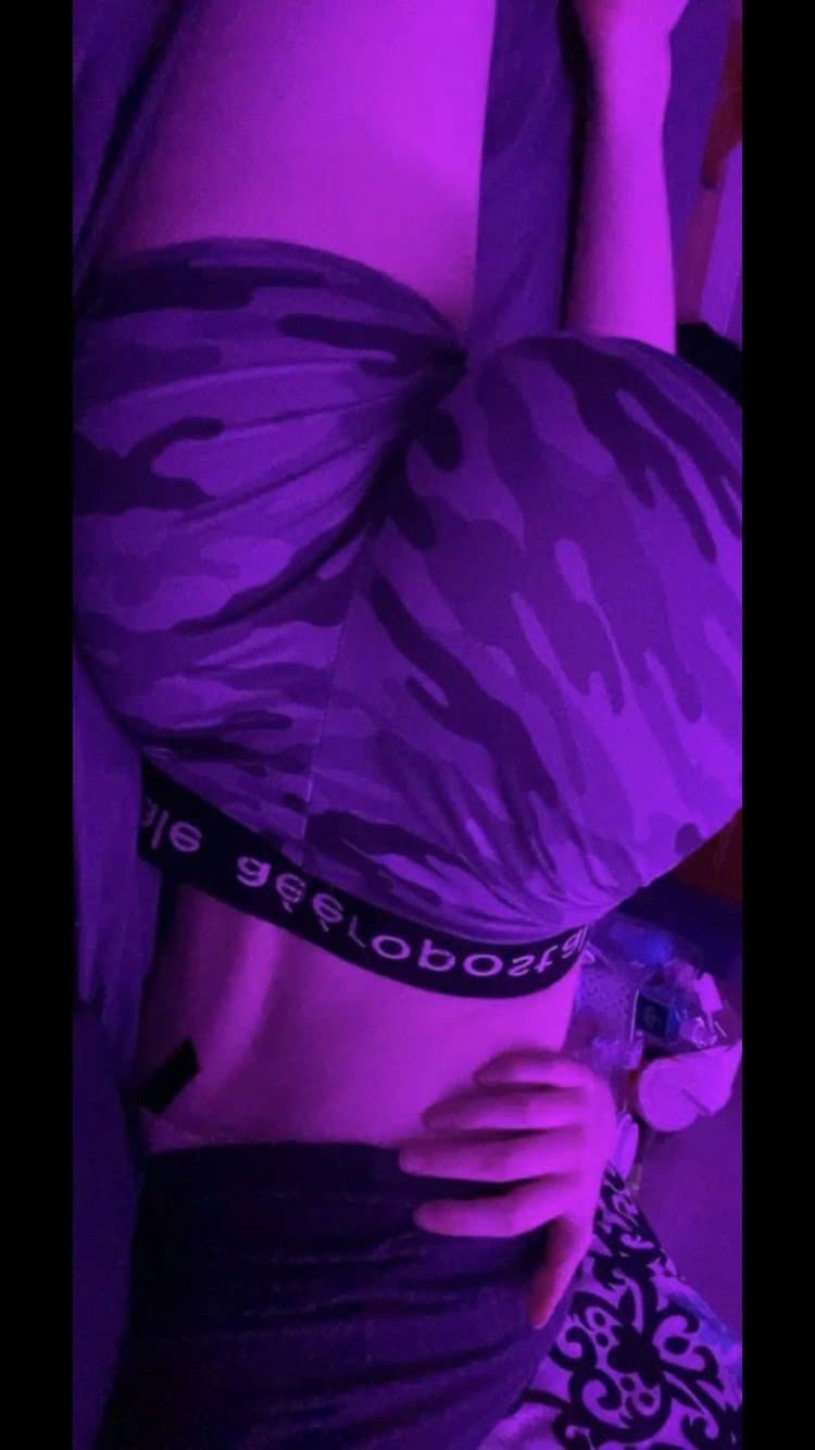 Skinny white girl with a crazy arch