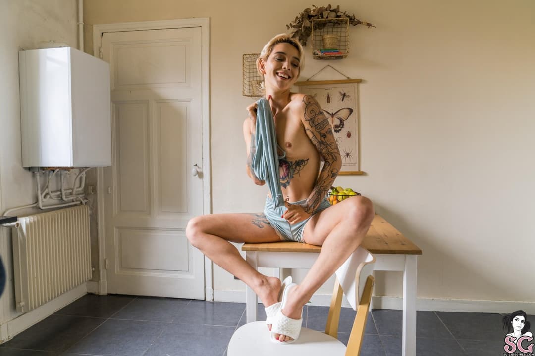 Witchy Pixie - Suicide Girls