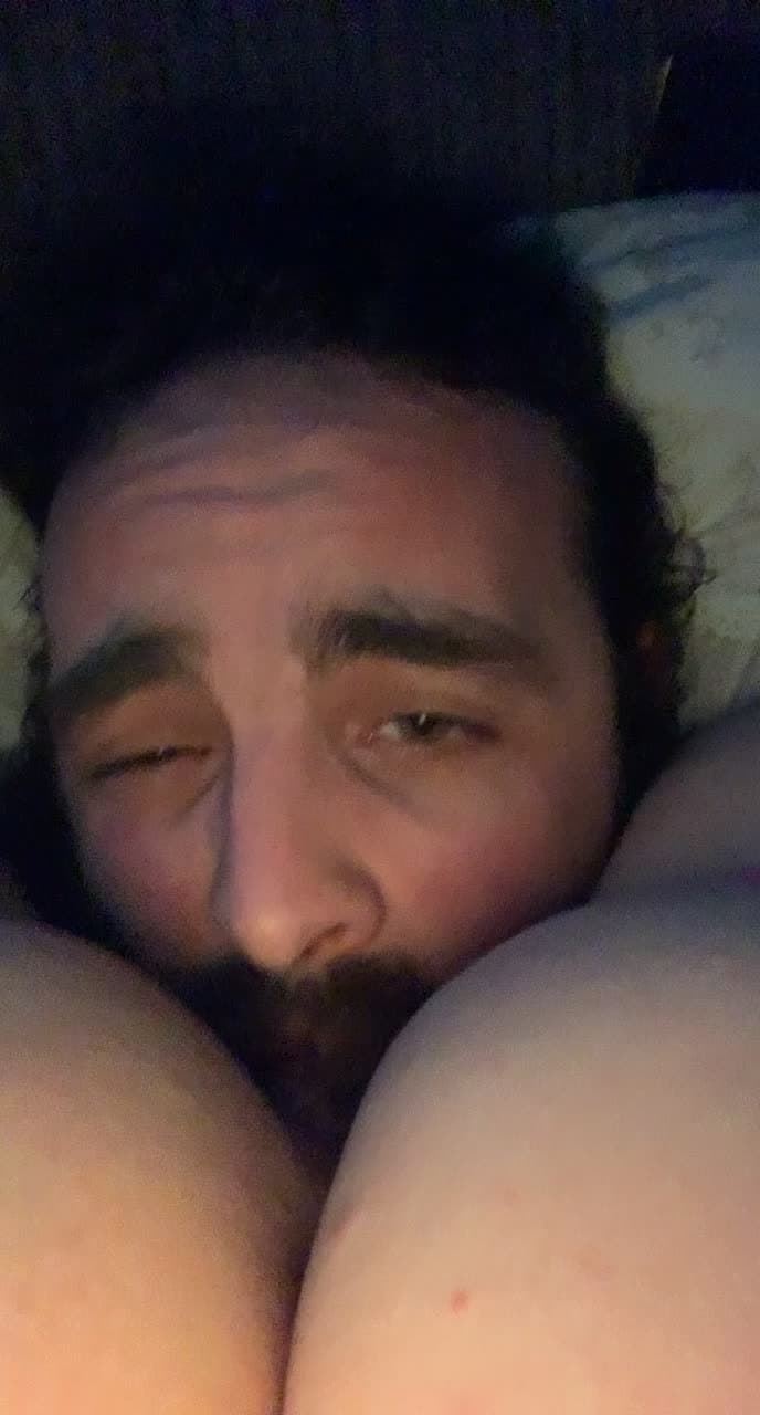 Snapchat whatsapp kik 3sum couple tricked sent me his wife J4CKSON91 wife face coming