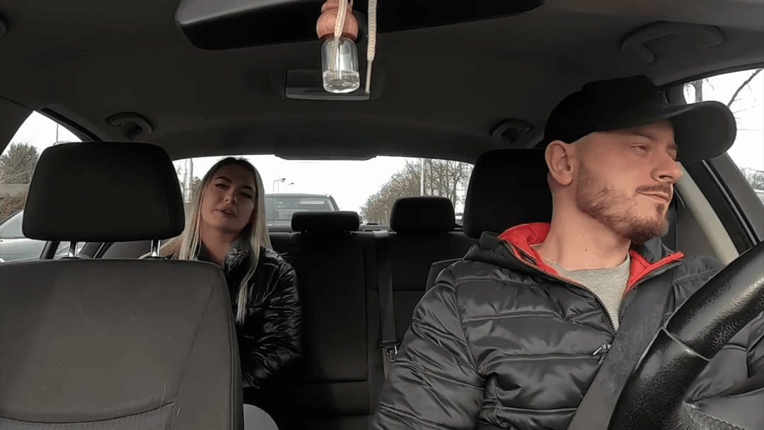 Lucky Cab Driver Gets Sexy Blonde