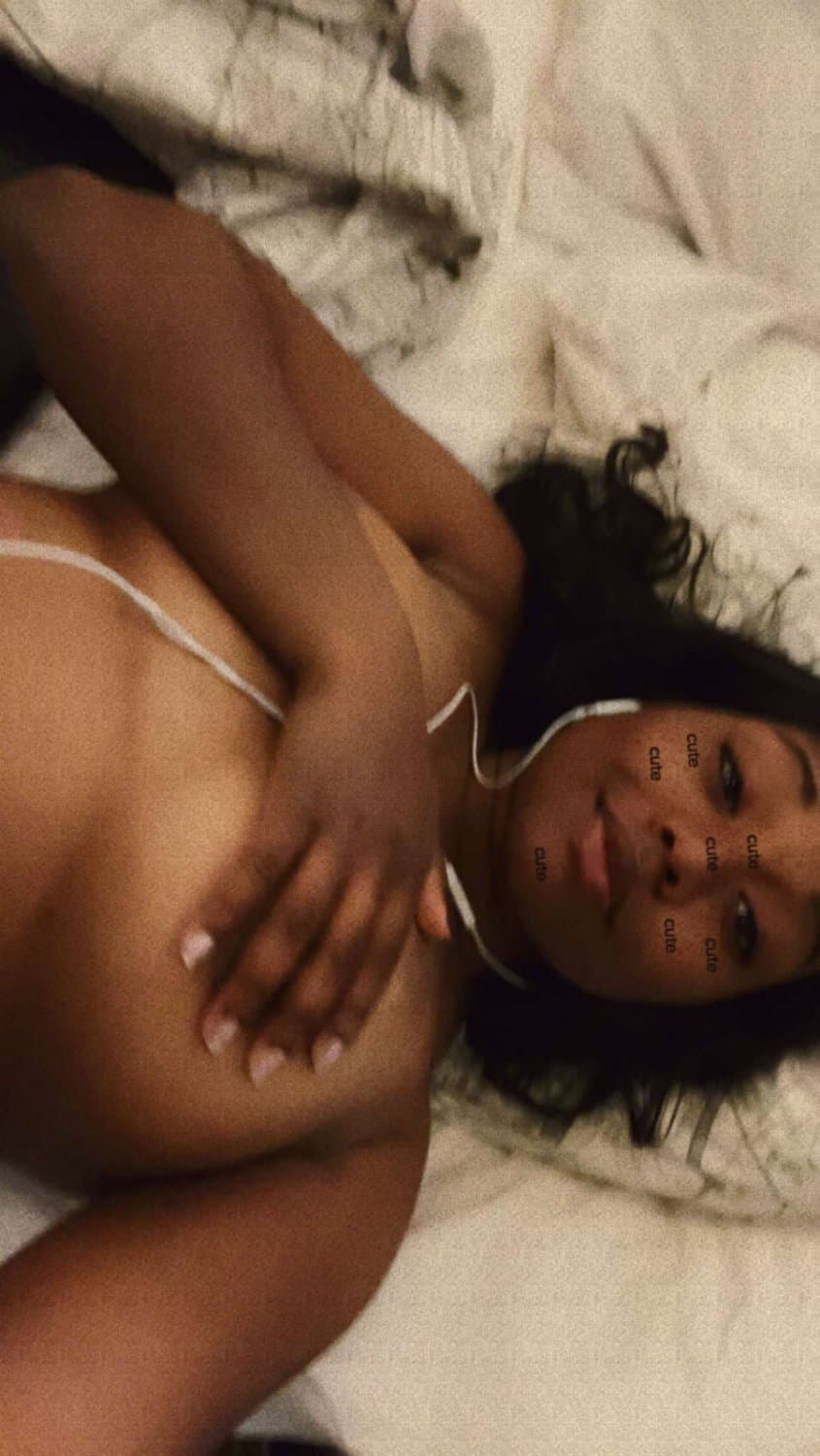 Amelia (22) from Stockholm Sweden craves to be a webslut for men to enjoy.