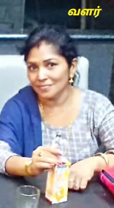 Pics - Valarsampavam Famous Tamil Wife Cheating+ Affair