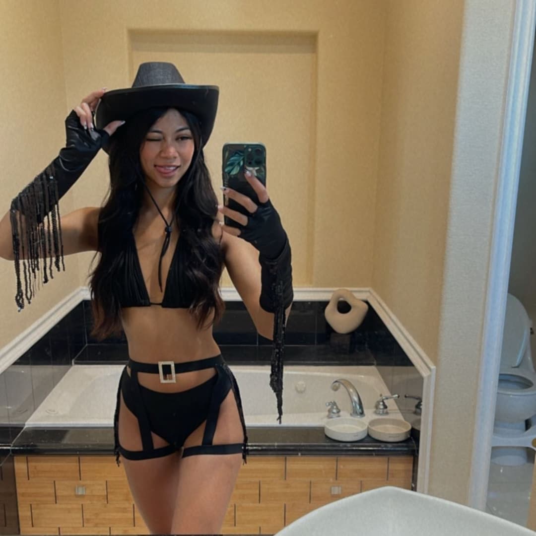 ABG Asia / Local Coffee Shop Girl