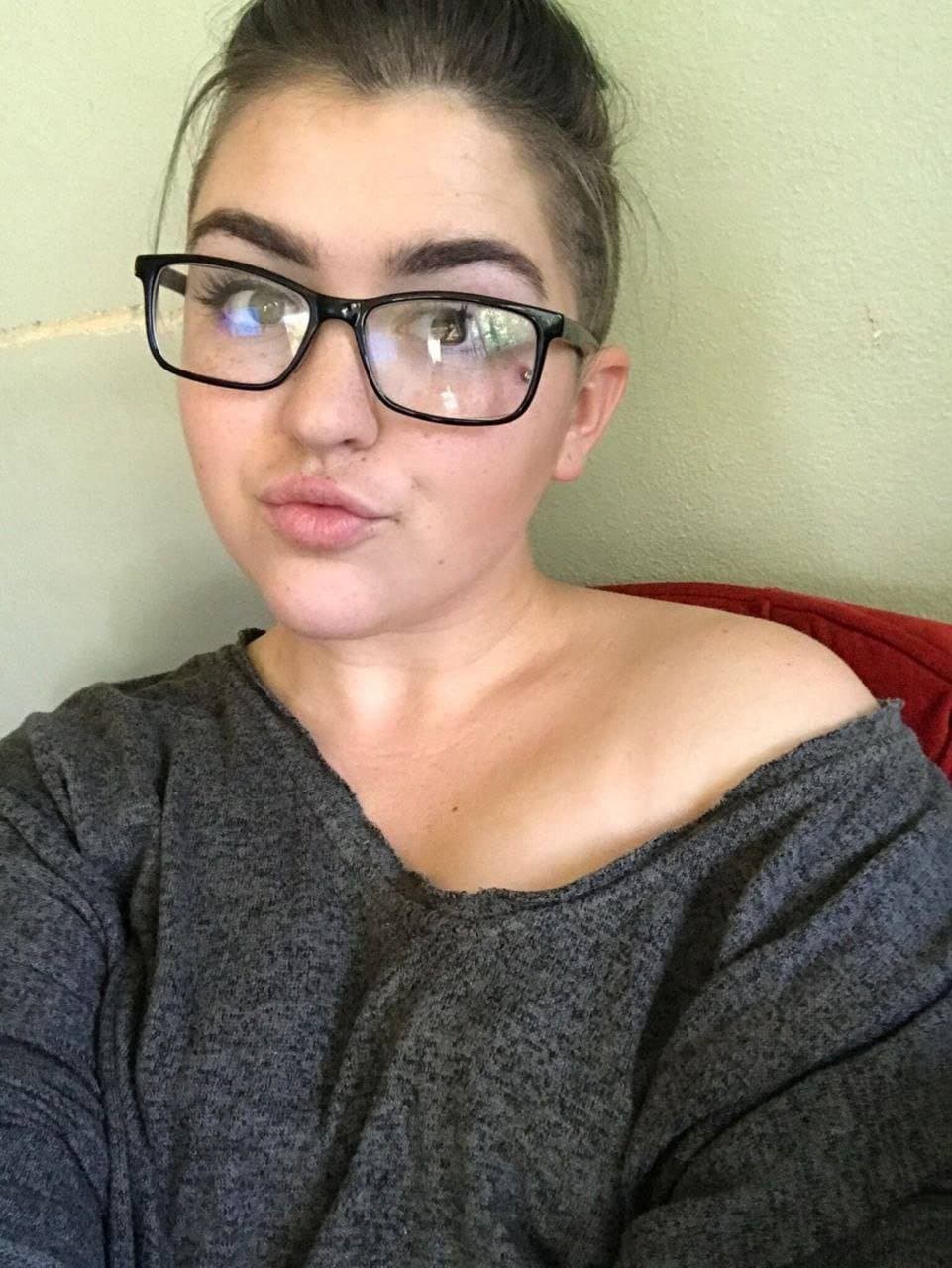 Hot chunky teen slut