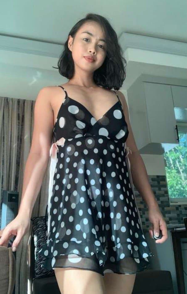 Slim Hairy Filipina Wet Solo Anal