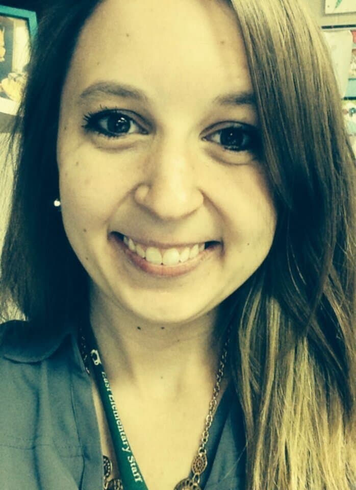 Slut mommy Jennifer, uses her face as her birth control now