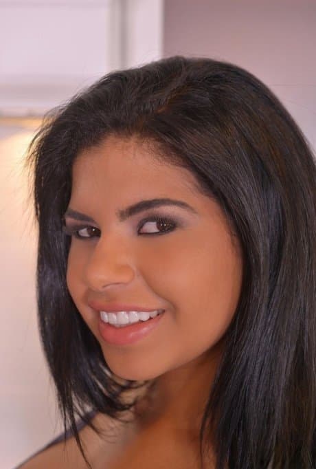 Gorgeous chubby lesbian Twins Kesha Ortega & Sheila Ortega lick pussy