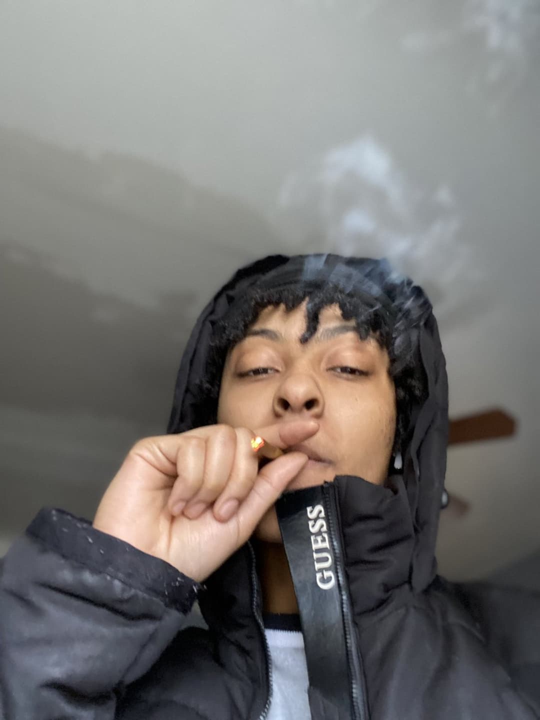 Light Skin Stud Dyke Red