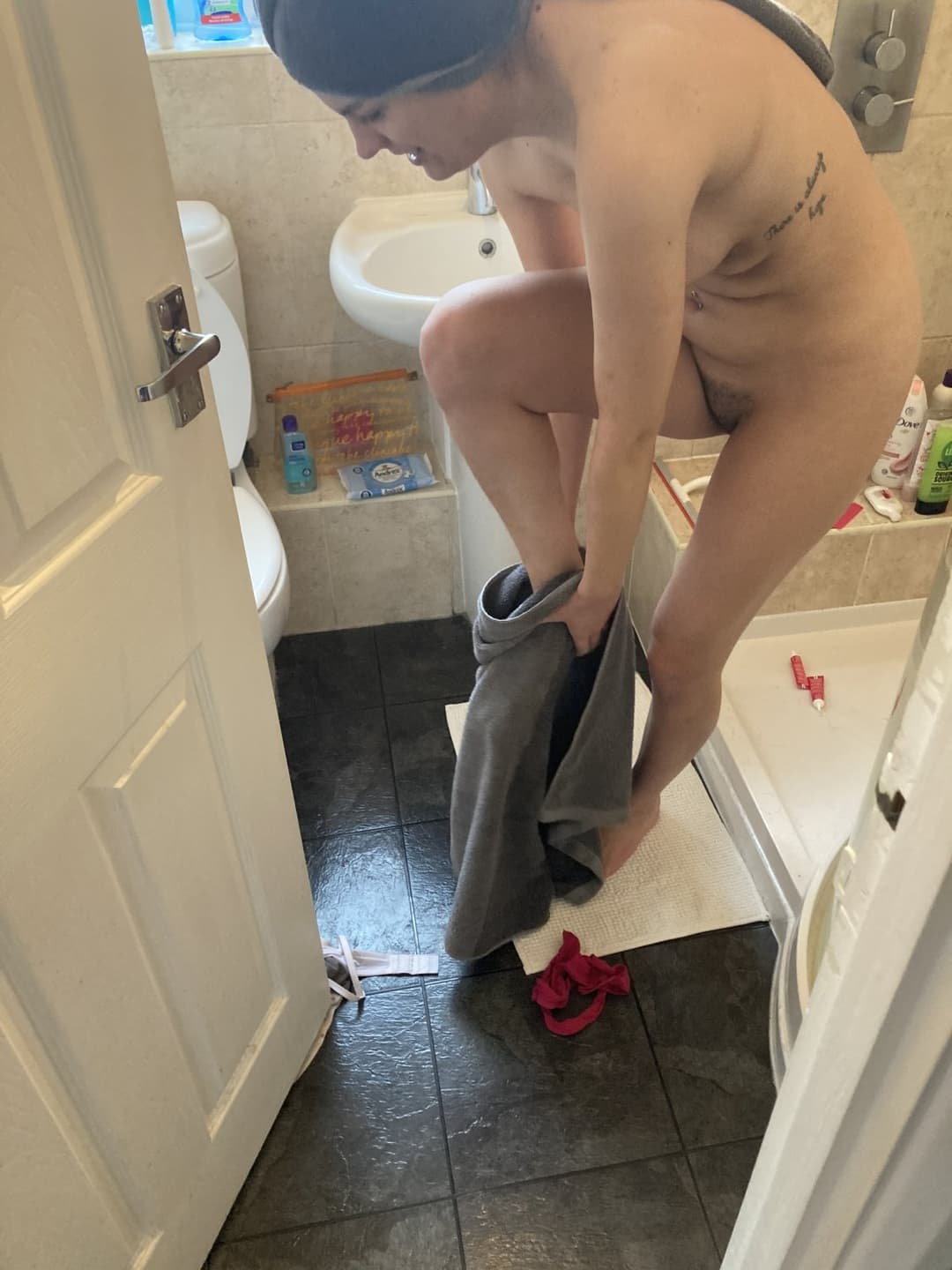 UK Sissy show his wife Vivian