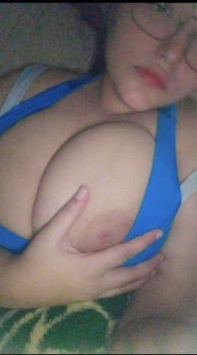 Arabian milf hijab ? ??