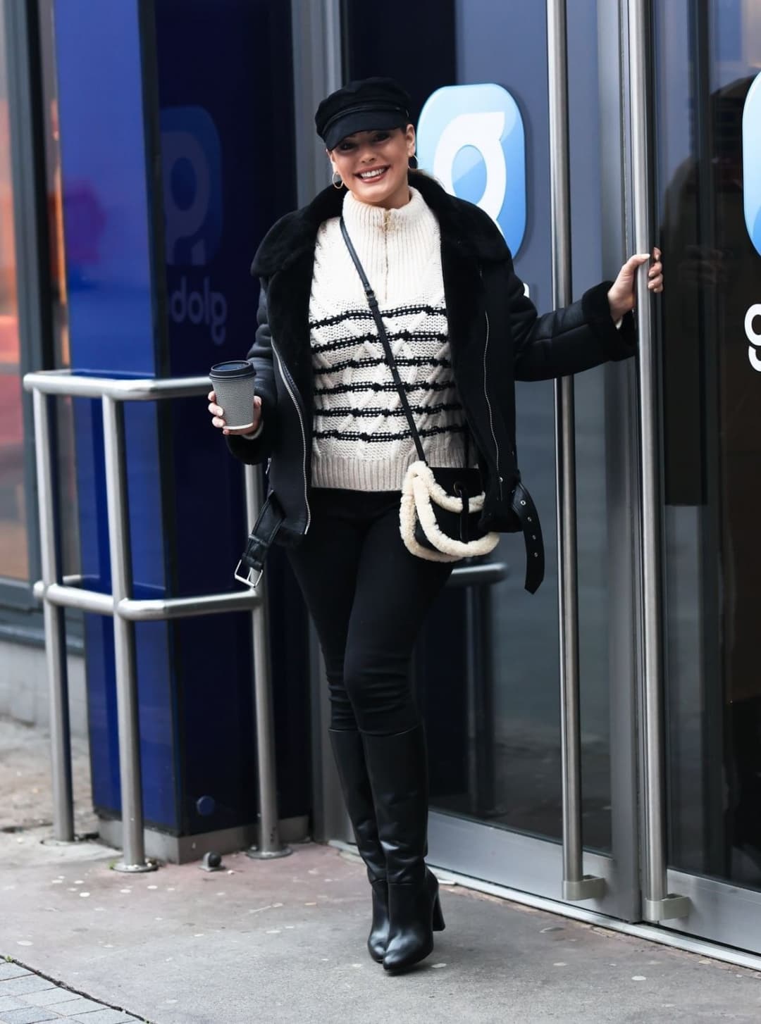 Kelly Brook - Black Knee High Leather Boots