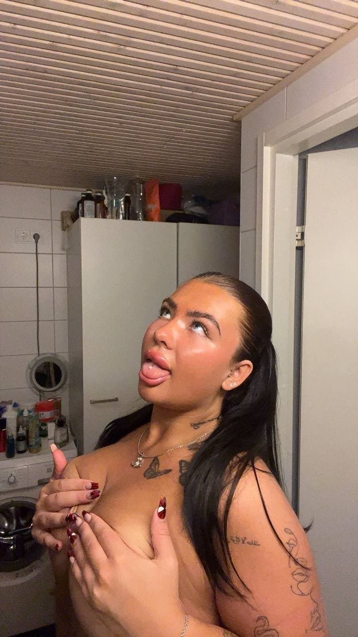 Famous russian tiktoker leaked?