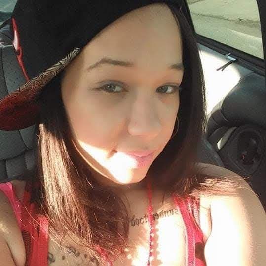 Some pic of a sister that needs some cum in her badly hmu