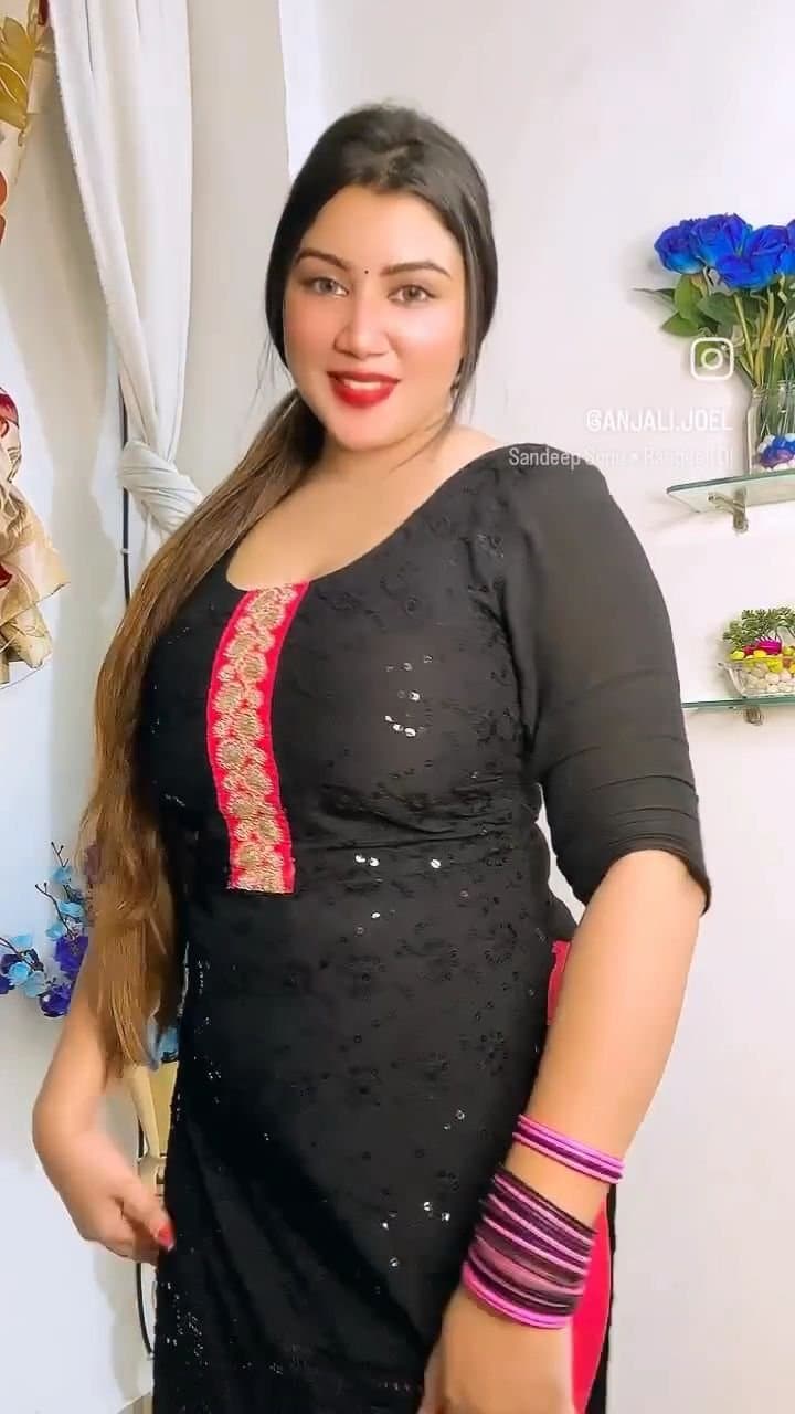 Beautiful Indian busty girl Anjali Joel