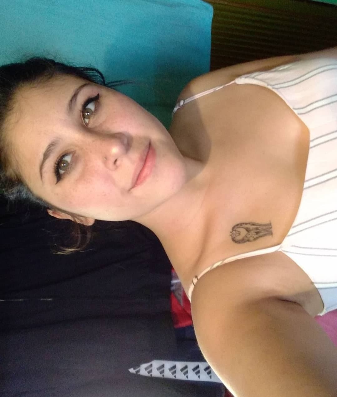 Lidia Fabiola quemada por puta infiel por su cornudo