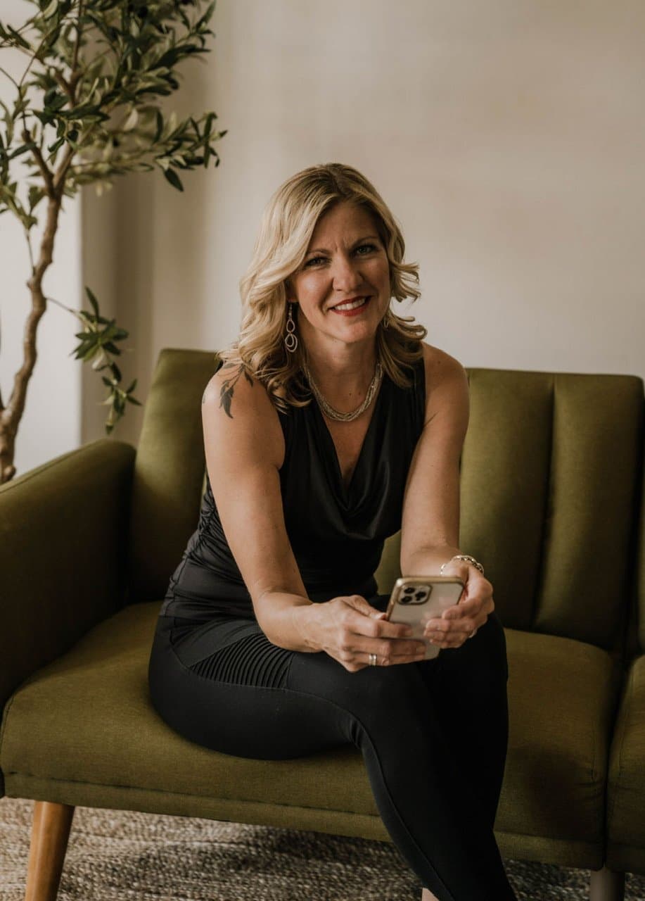 Niki the Business Bitch