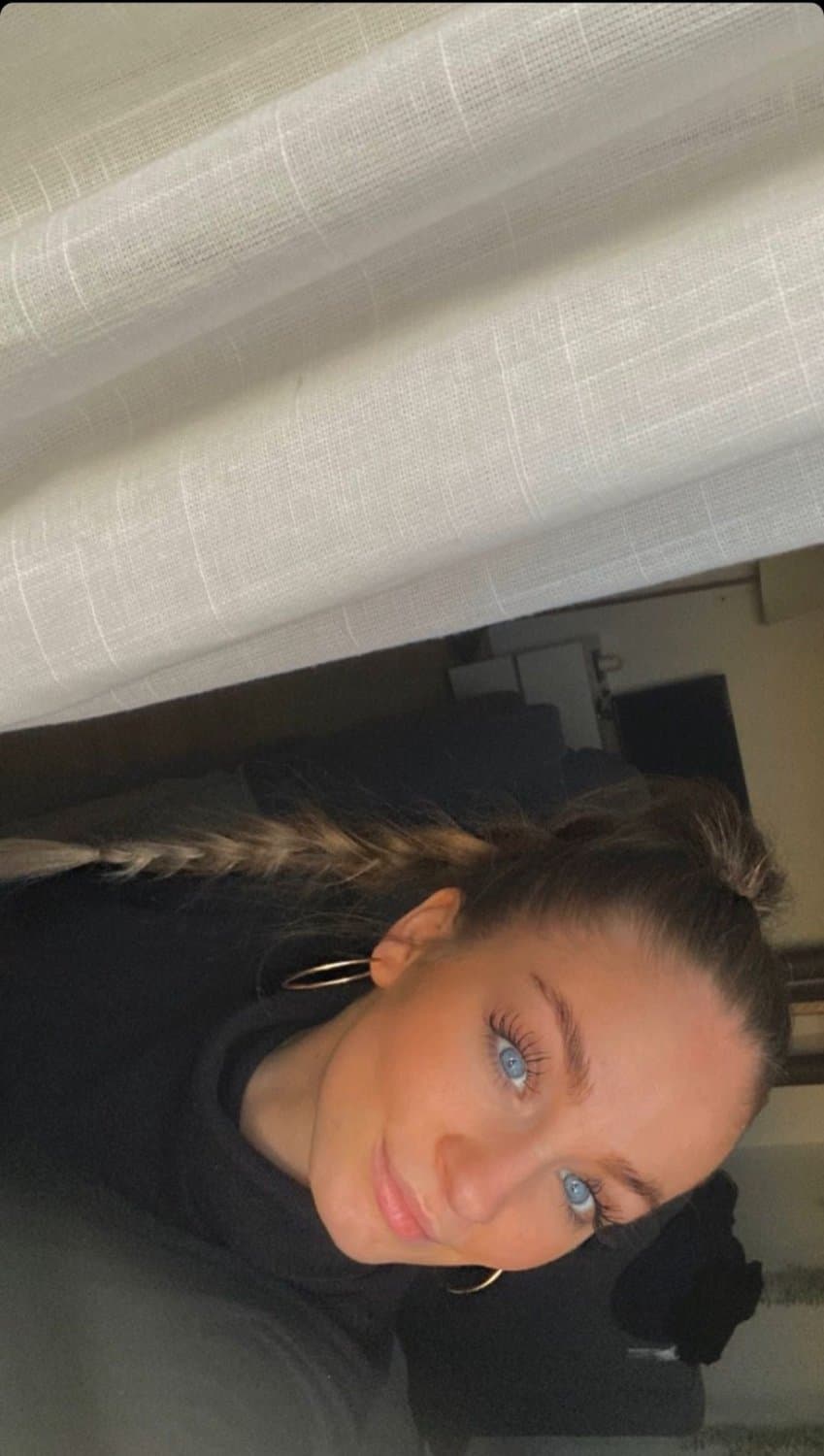 Hot Ger Bimbo 2. What are your fantasies? Dm me or comment.