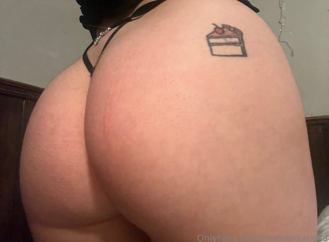 Leaks - Sexy Alt Slut Creams