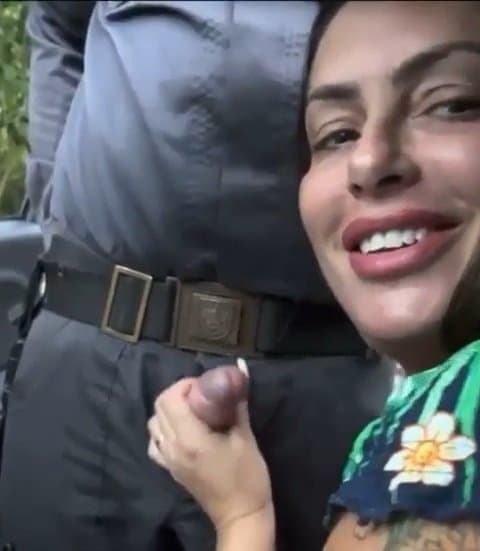 Culona Hot Wife Latina Sucks off Cop