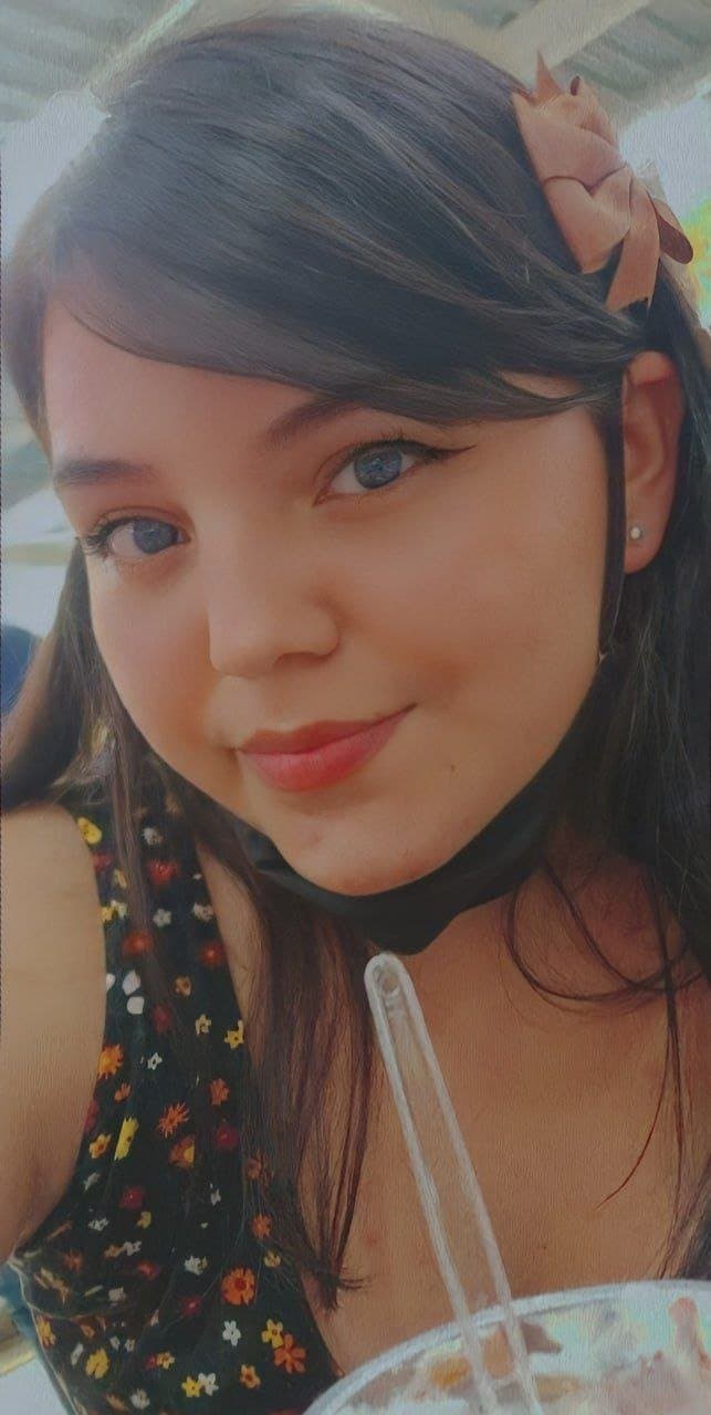 I am a virgin snowbunny, u want fuck me?