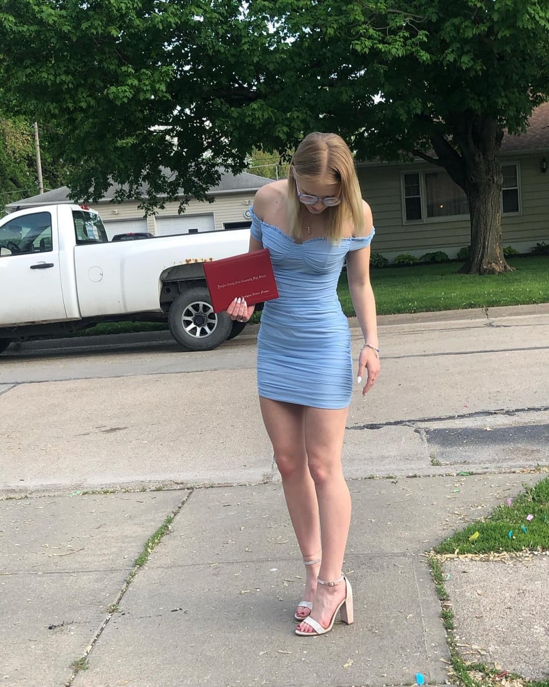 Hot high heel slut feet. Sexy foot