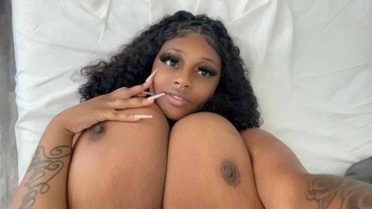 Triple D Titties on Dreka