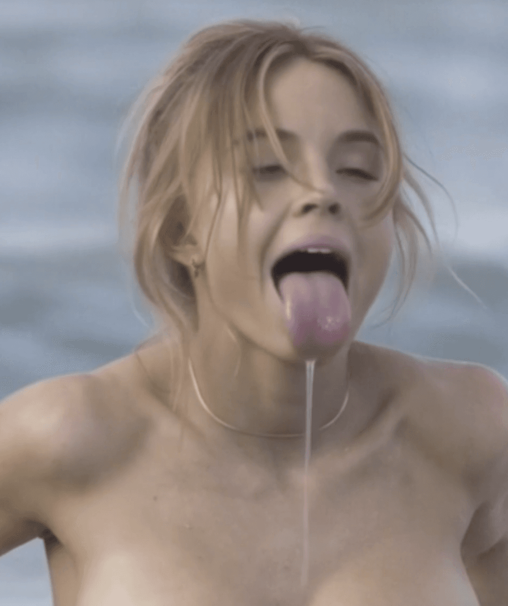 Teaser Content Of Sydney Sweeney See Full Content In Premium Galleries $5 In Link In Bio