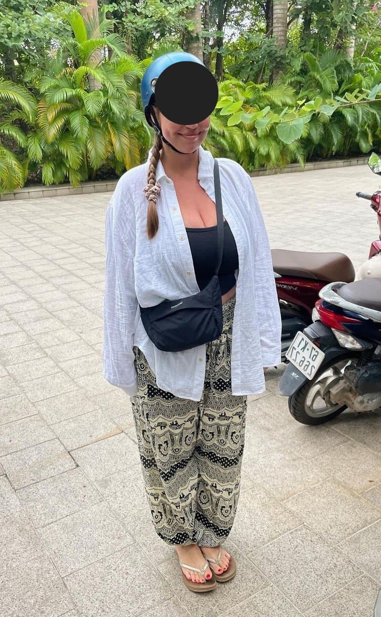 Enjoy this thick ass big titty wife!