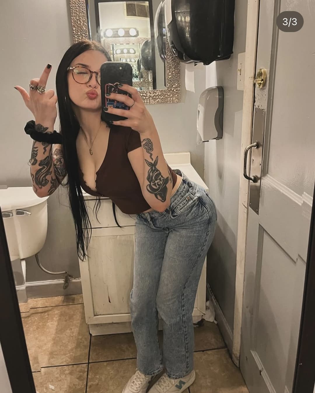 Perfect pussy babe Sampson Wegrecki masturbate (dildo & fingering)