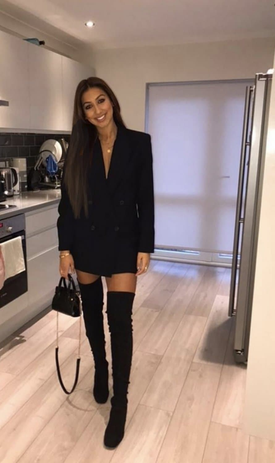 Desi slut birthday girl gets some birthday dick