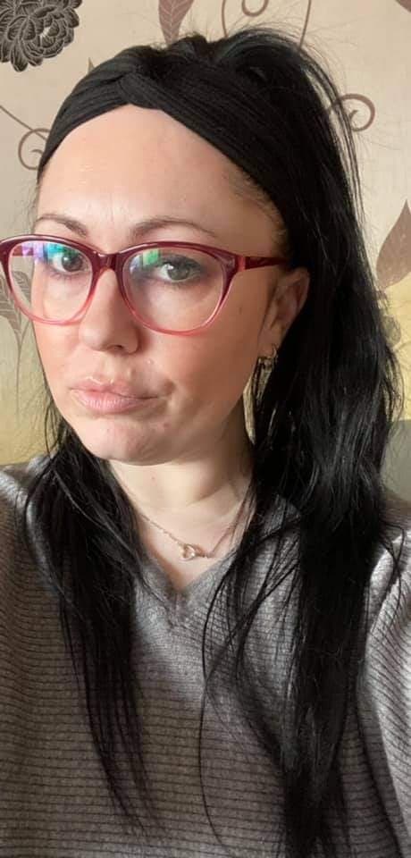 Stupid married uk slut kerry in all her glory