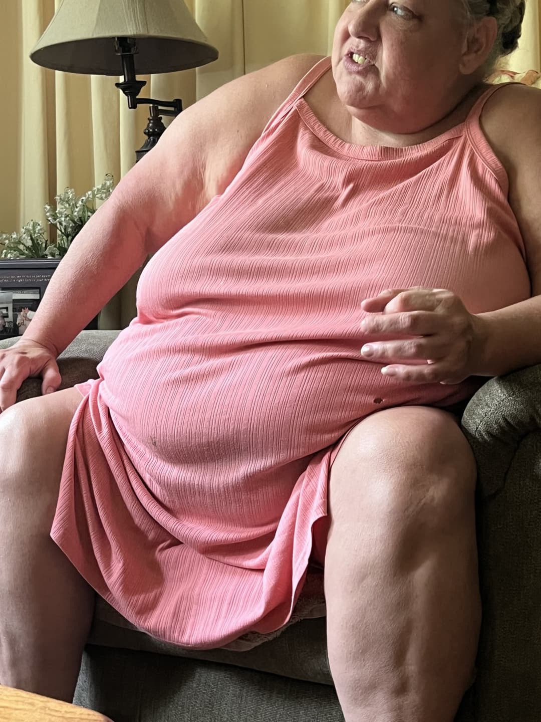 Real ssbbw mom candid too fat to stand and cook but fat enough to fuck