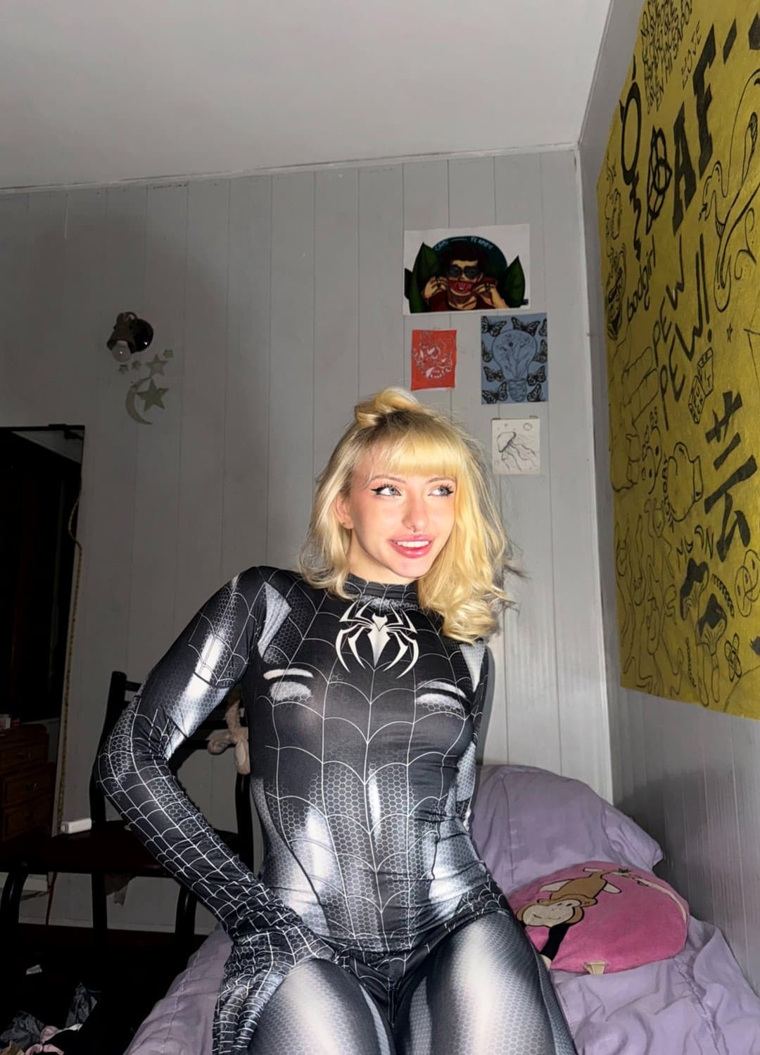 Would you fuck spider girl