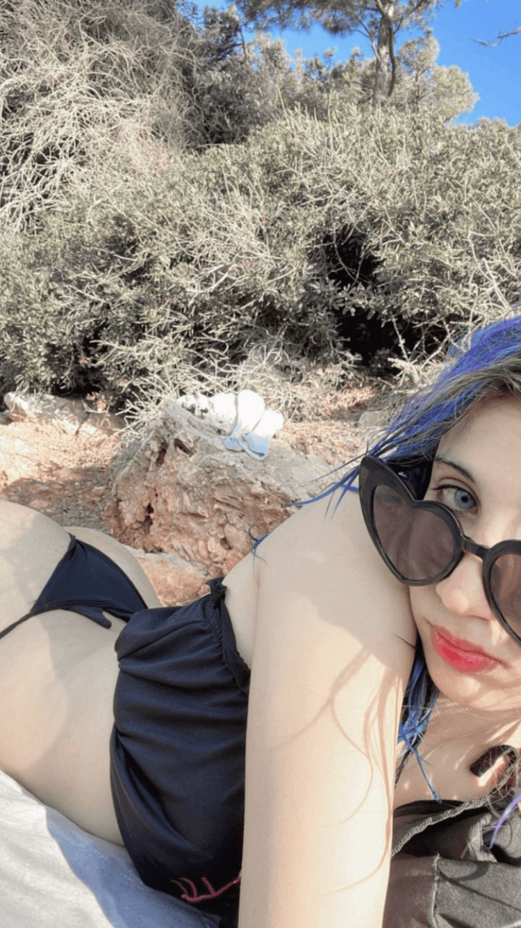 Click to view full size Turkish Super Sexy Goth Teen