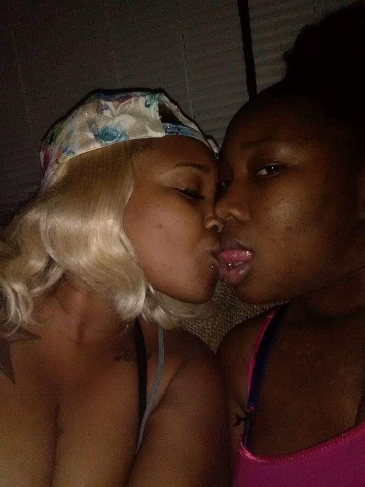 Freaky Bi Bbw Auntie (She need to start a only fans) I would not pull out 19