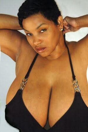 Click to view full size Mature Milf With Super Sized Titties I Want Her Bad Bad& I Would Not Pull Out