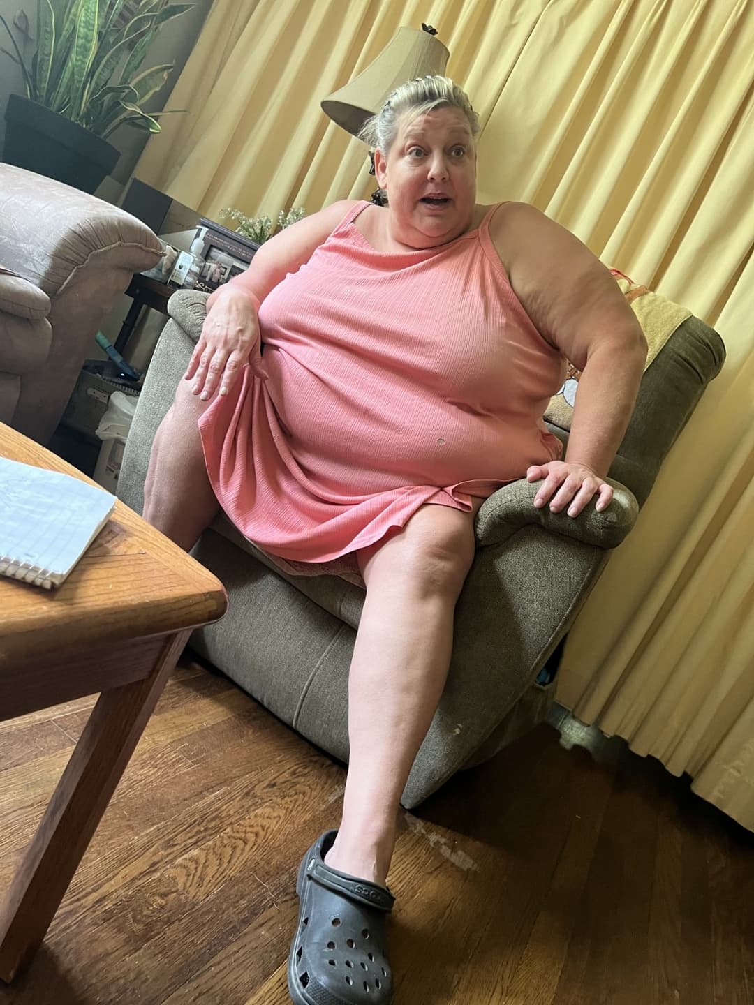 Real ssbbw mom candid too fat to stand and cook but fat enough to fuck